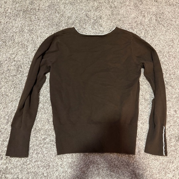 Croft & Barrow Dark Brown V-Neck Sweater - Picture 4 of 4